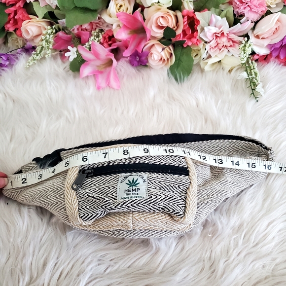 Nwot handmade hemp cotton boho fannypack - Picture 8 of 9
